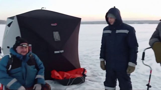 Озеро Красногвардейское. Зимняя рыбалка смотреть онлайн