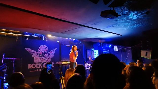 Odyn v kanoe - Один в каное - Шахи - Šachy смотреть онлайн