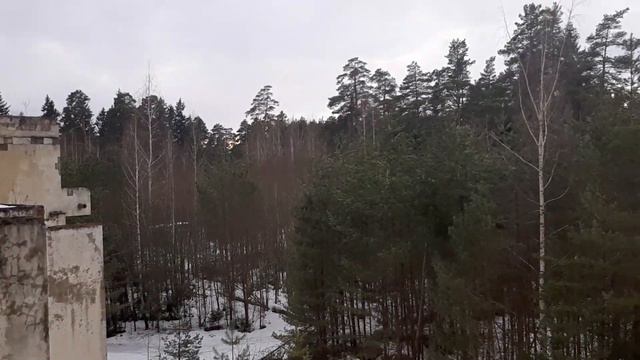 Огромный заброшенный санаторий в лесу Памятник ушедшей эпохи... смотреть онлайн