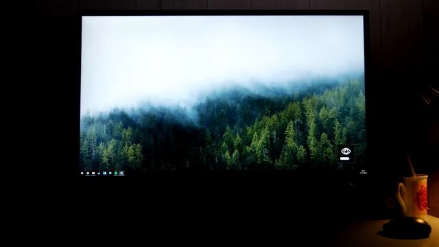 32" 4K-NÄYTTÖ ERINOMAISILLA VÄREILLÄ! - BenQ EW3270U Arvostelu смотреть онлайн