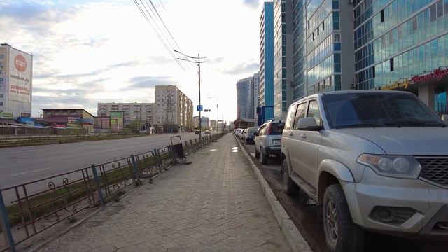 (4K)Walking In Yakutsk During White Nights, Russia, Якутск