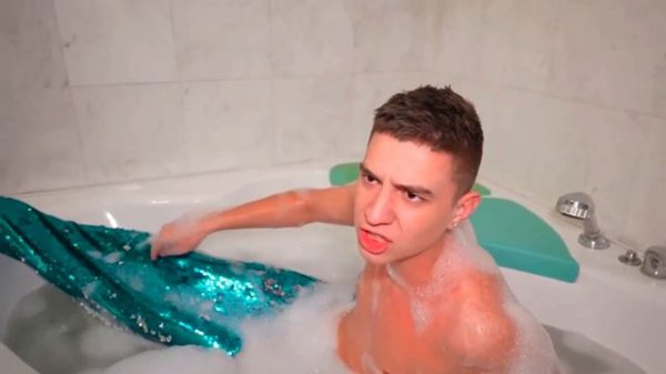 Как снимали А4: ОТЕЛЬ МОНСТРОВ в Реальной Жизни !