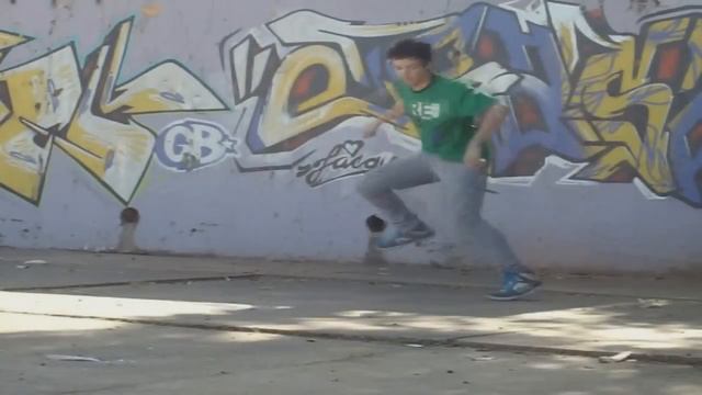 Andre Oliveira [FREE STEP] Reeditado смотреть онлайн