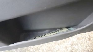 Снимаем дверные карты на Приоре