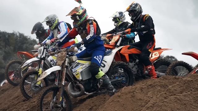 Weston Beach Race 2023 Solo Race Carnage! смотреть онлайн