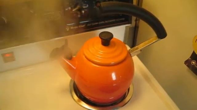 Le Creuset смотреть онлайн