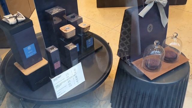 Италия Падуя стоит ли покупать мебель тёмного цвета смотреть онлайн