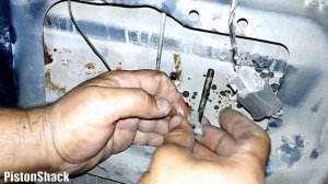 HATCH DOOR HANDLE REPAIR | MITSUBISHI DELICA L400