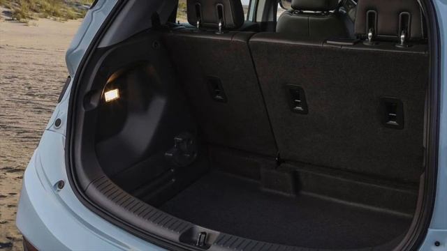 2023 Chevrolet Bolt EV Interior | Landers Chevrolet Cadillac of Joplin смотреть онлайн