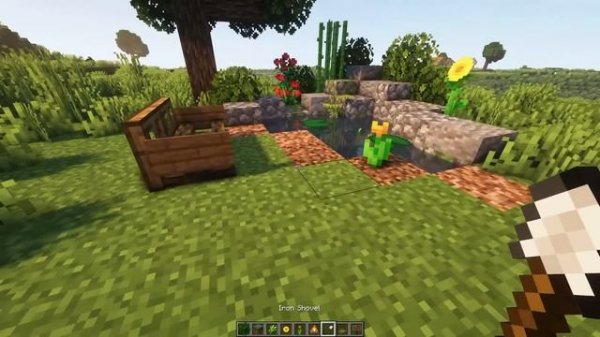 20+ Minecraft OUTDOOR Build Hacks & Designs!