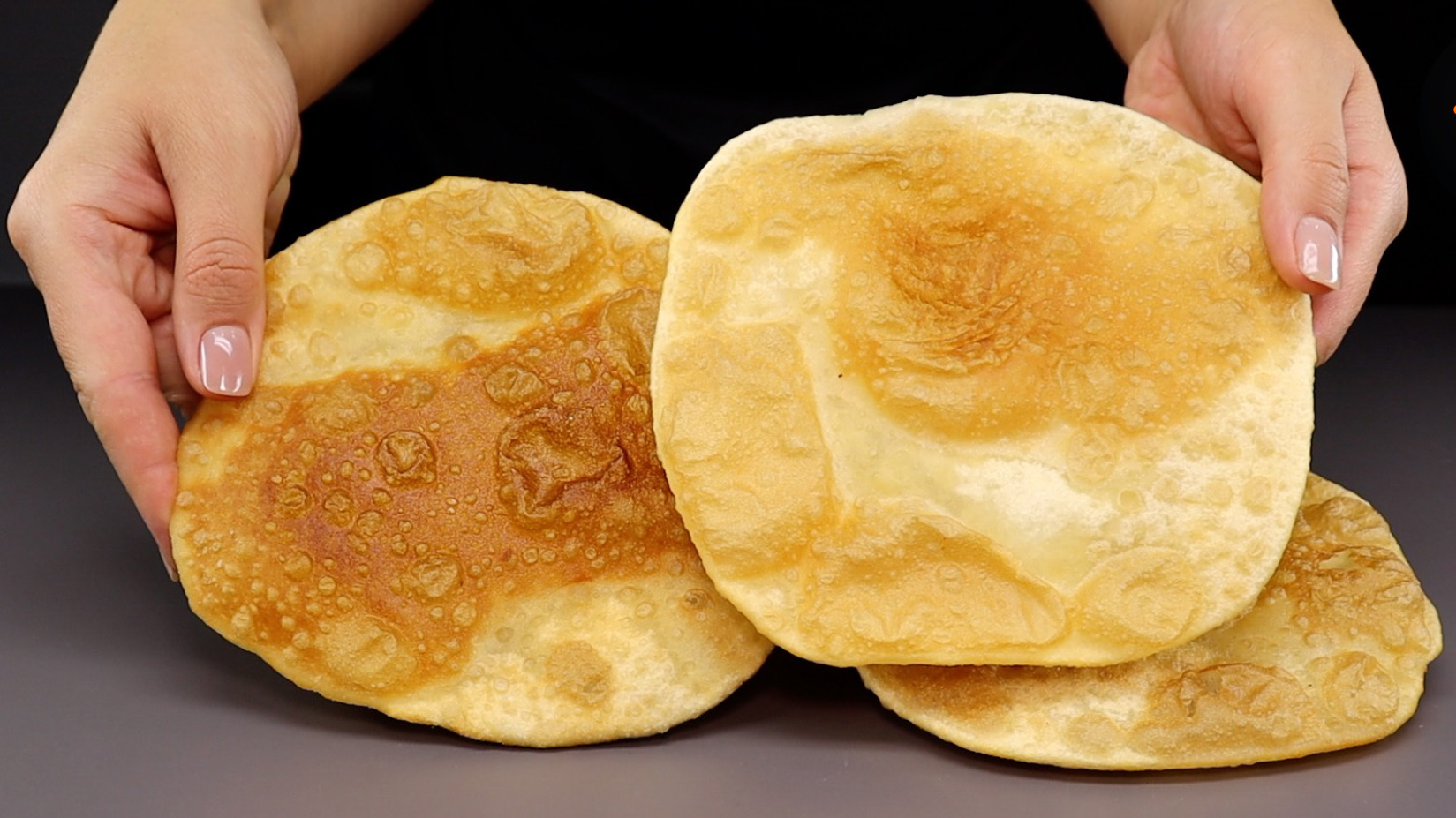 Самые ПРОСТЫЕ ЛЕПЁШКИ на сковороде. Вкусно, быстро и доступно | ЭТО ПРОСТО смотреть онлайн