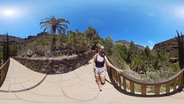 360° Walking Video, Virtual Reality. Palmitos Park, Canary Islands #VR #vr360