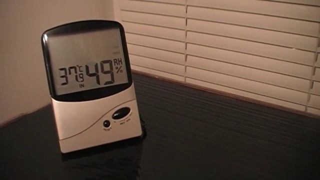 ОСЕННЯЯ ИНКУБАЦИЯ КУРИНЫХ ЯИЦ первая закладка в этом сезоне // ПТИЦА смотреть онлайн