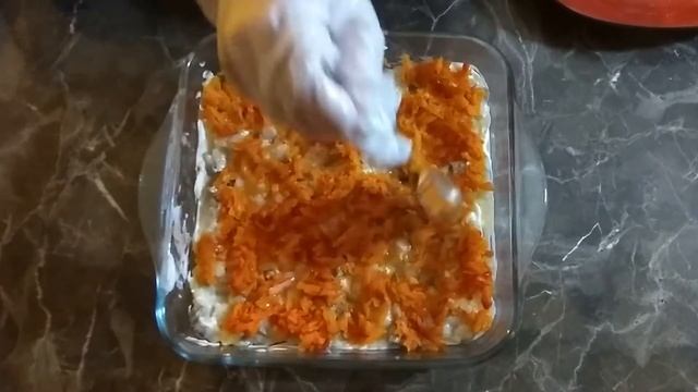 Селёдка под шубой с крабовыми палочками смотреть онлайн