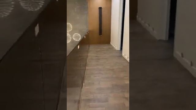 Лестница и перила из стекла смотреть онлайн
