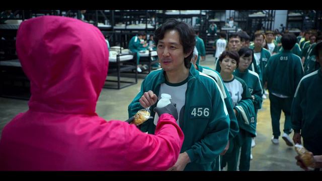 Игра в кальмара 1 сезон 3 серия