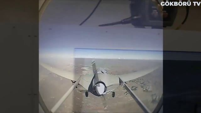 BAYRAKTAR TB-2 RUS SAVAŞ GEMİSİNİ İKİYE BÖLDÜ ! ROKERSAN MAM-L FÜZESİNDEN TAM İSABET ! / UKRAYNA