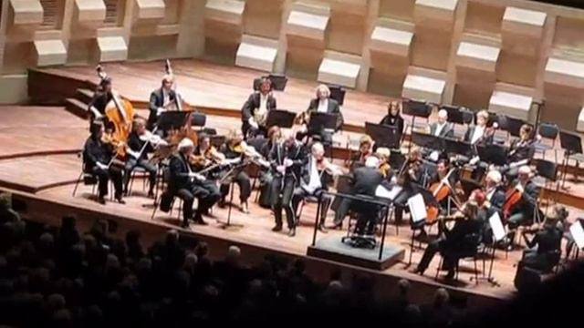 Rotterdam Philharmonic Orchestra and Martin Fröst смотреть онлайн