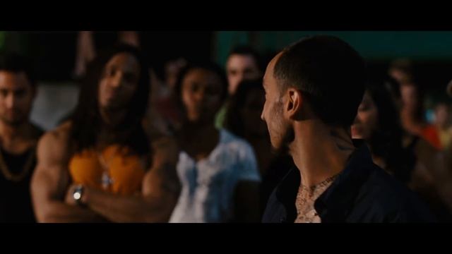 Toretto Y Brian consiguen nuevos autos | Rápido y furioso 5 (2011) смотреть онлайн