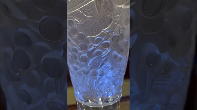 Ваза Lalique Merles & Raisins дрозды и виноград смотреть онлайн