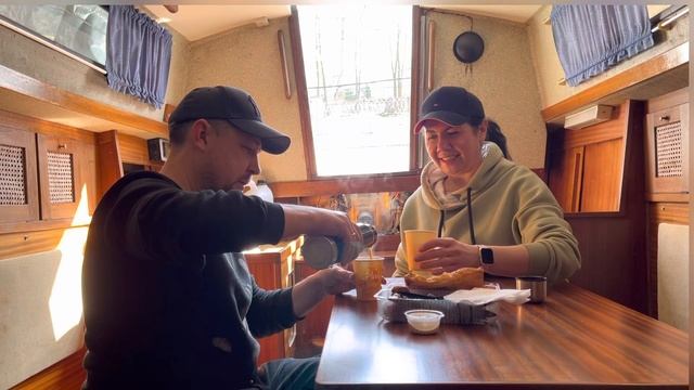 Выходные на яхте Харизма. Часть 1. Уборка, обед. смотреть онлайн