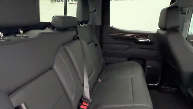 New 2023 CHEVROLET SILVERADO 1500 RST Crew Cab Blue смотреть онлайн