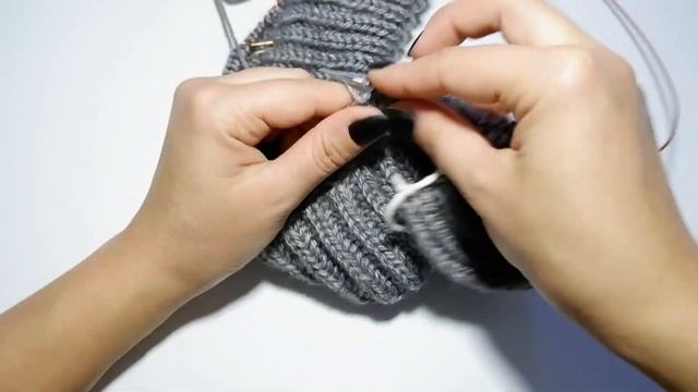 Тренд ??? Манишка с МОЛНИЕЙ. ПОДРОБНЫЙ мастер класс. Реглан ПОГОН #knitting  #манишкаспицами