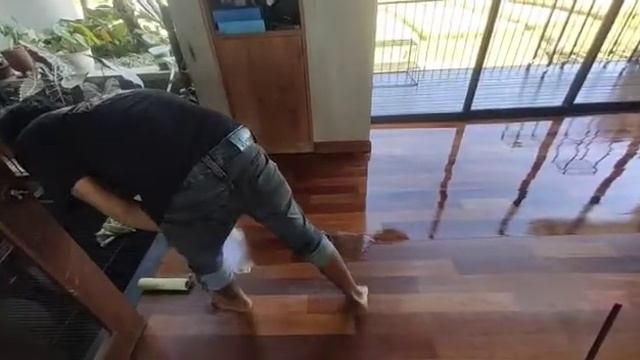 CARA FINISHING MANUAL LANTAI KAYU MERBAU PAPUA || 08122042004 смотреть онлайн
