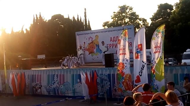 Показуха День физрука смотреть онлайн