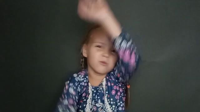 С.Михалков. Котята. читает Алиса Стрельцова. 11.22 смотреть онлайн