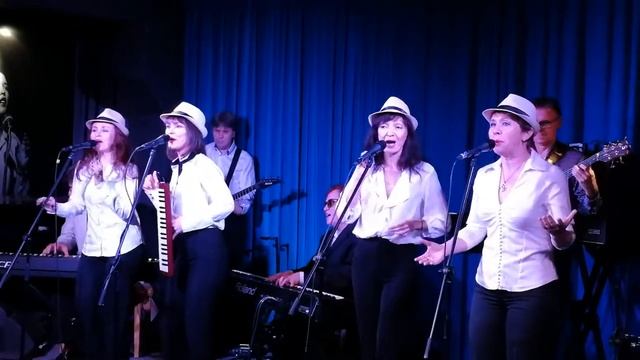 Самба одной ноты. One samba note. Исп. - Анс. "Консонанс", Екб Авторы - А. К. Жобим, А. Иващенко смотреть онлайн
