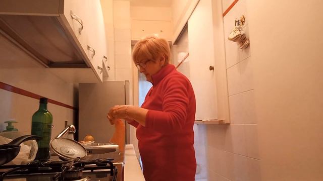 А говорят, что перекуса у них нет. Я на своём месте. смотреть онлайн