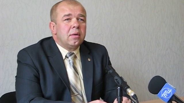 Сергей Олейник, главврач 1-ой горбольницы Павлограда.avi смотреть онлайн