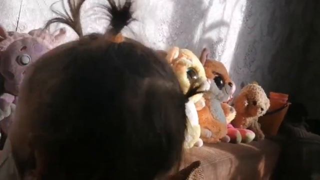 Укусила собака Анечку?/поделки детей на 1 июня??? смотреть онлайн