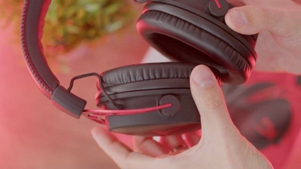HyperX Cloud Alpha Wireless - 300h BATTERY LIFE [Review]