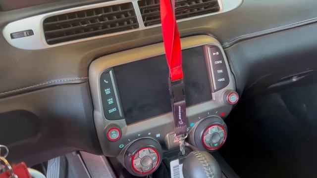 2014 Chevy Camaro RS display screen/radio not working смотреть онлайн