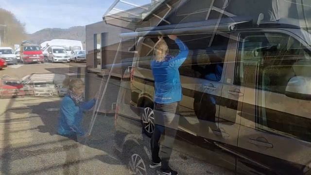 VW T6.1 California - Markise ausfahren смотреть онлайн
