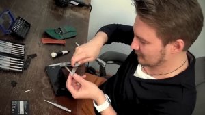 Как разобрать и собрать смартфон?