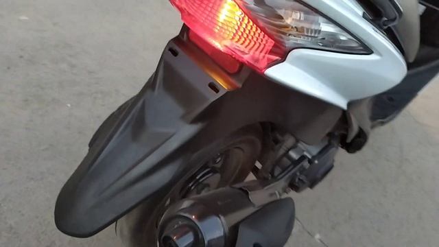 Продаю скутера---Suzuki Address V125 S-Сузукі Адрес в 125 С смотреть онлайн