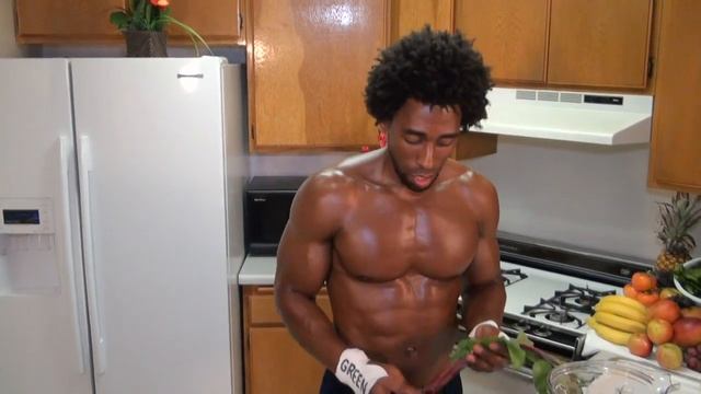 Have a Body like a Boxer with this SIMPLE practice - Green Smoothie - Green Regimen смотреть онлайн