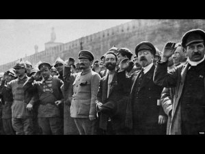 Как СССР шел ко второму крепостному праву. Ленин и его завещание.