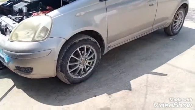 Toyota Vitz Fan Belt Change смотреть онлайн