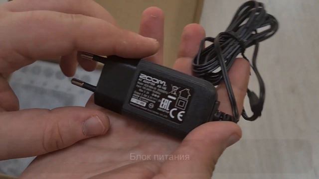 Распаковка аудиорекордера Zoom PodTrak P8 | Unpacking Zoom PodTrak P8 смотреть онлайн