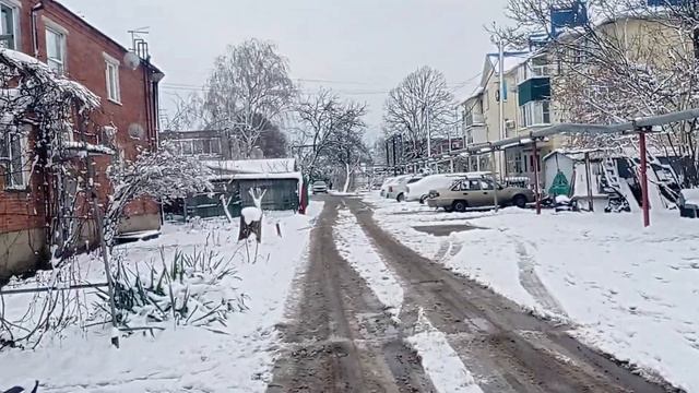 🌨ИДУ В МАГАЗИН/СНЕГ/КРАСНОДАР смотреть онлайн