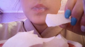 Хруст с глотанием. забыла название,  т.к. снимала недели две назад это видео, забыла выложить 😁