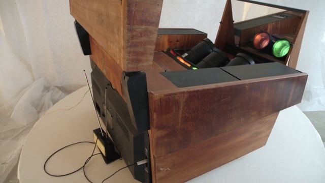 Проекционный цветной телевизор Электроника 1280 СССР 1988 г. смотреть онлайн