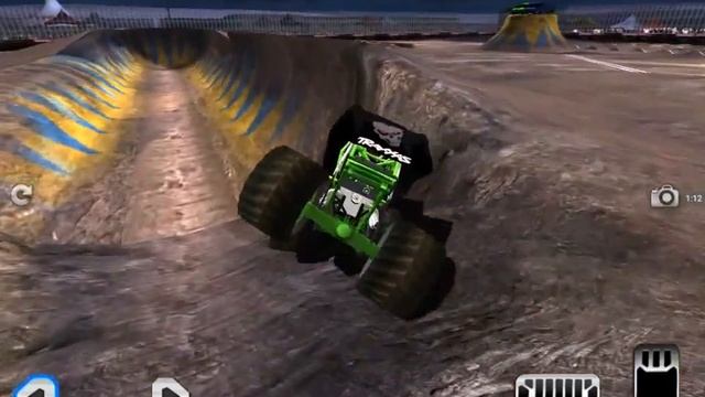 Monster Truck Destruction Back-Flip Compilation #1 смотреть онлайн