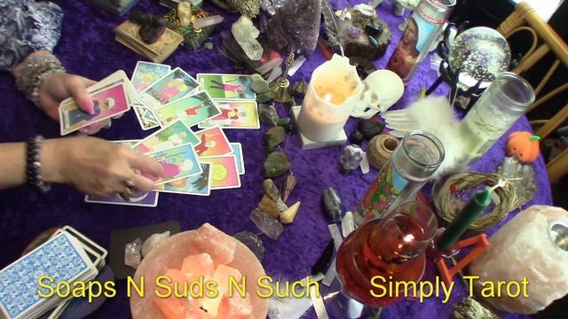 Aquarius coming for you! Hmmm Personal touch #aquariustarot #oraclereading #tarot #aquarius смотреть онлайн