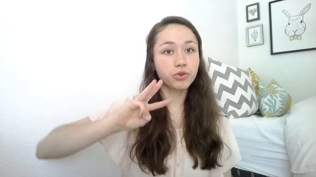 3 REASONS WHY BOOKWORMS TALK ABOUT BOOKS смотреть онлайн