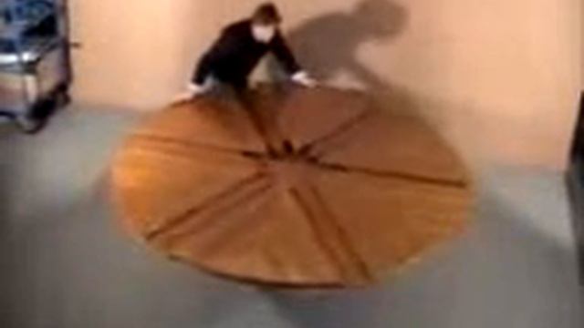 стол с секретом смотреть онлайн